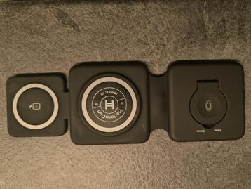 3-in-1 wireless charger (gsm, earbuds, smart watch) beschikbaar voor biedingen
