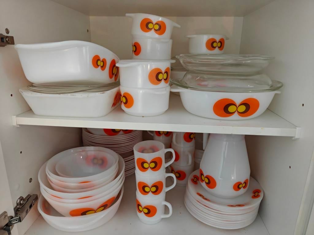 Retro Arcopal pauwenoog servies, Verzamelen, Ophalen