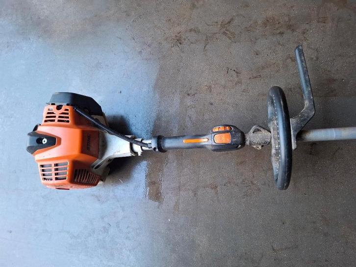 Débroussailleuse Stihl FS94R, Jardin & Terrasse, Débroussailleuses, Utilisé, Essence, Enlèvement