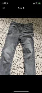 Jeans G-Star taille 26, Kleding | Dames, Spijkerbroeken en Jeans, Ophalen, G star, Overige jeansmaten, Grijs