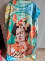 Sjaal  Frida Kahlo - +/- lengte 1m80 breedte 65cm - nieuw, Nieuw, Ophalen of Verzenden, Sjaal