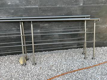 Barrière en inox beschikbaar voor biedingen