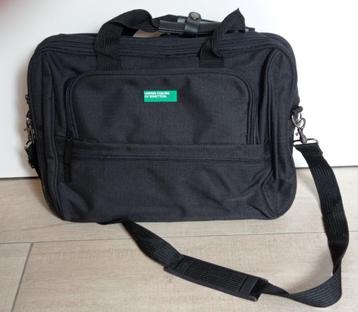 tas United Colours of Beneton beschikbaar voor biedingen