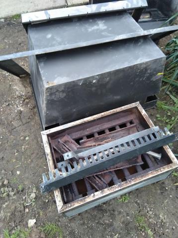 GEZOCHT : OUDE METALEN ALLERLEI beschikbaar voor biedingen