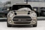 MINI One 1.5iA Chile II Sunroof Carplay SportSeats PDC, Autos, Berline, One, Cuir et Tissu, 1240 kg