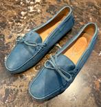 Tod's Gommino Loafers Driving Shoes maat 37.5, Kleding | Dames, Schoenen, Blauw, Instappers, Ophalen of Verzenden, Gedragen