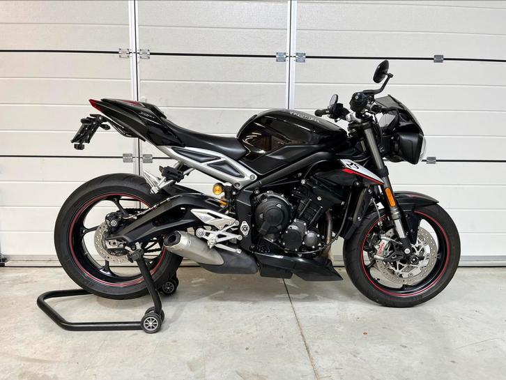 Triumph Street Triple 765RS 2017 | 27645 km, Motoren, Motoren | Triumph, Bedrijf, Naked bike, meer dan 35 kW, 3 cilinders, Motorrijbewijs A