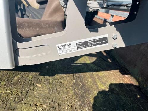 swiko scooter drager, Auto diversen, Fietsendragers, Zo goed als nieuw, Dakdrager, 3 fietsen of meer, Brede banden, Elektrische fiets