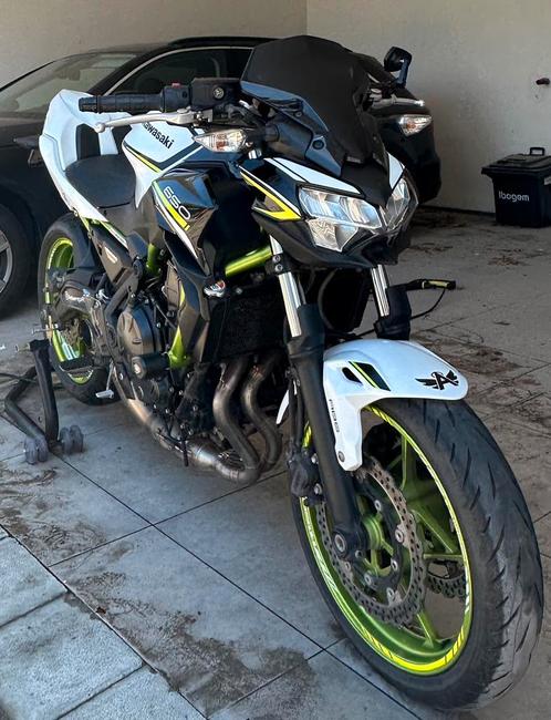 Kawasaki Z650 2021 (A2), Motoren, Motoren | Kawasaki, Particulier, Naked bike, 12 t/m 35 kW, 2 cilinders, Ophalen