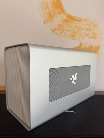 Boîtier eGPU Razer Chroma Silver beschikbaar voor biedingen