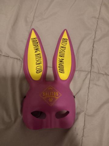 Masker Kamping Kitsch Club beschikbaar voor biedingen