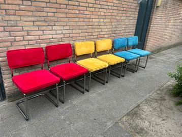 6 Ribstof stoelen met Chrome Buisframe beschikbaar voor biedingen
