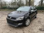 Volkswagen Polo 1.2 TSI zwarte editie, Auto's, Euro 5, Zwart, Parkeersensor, Zwart