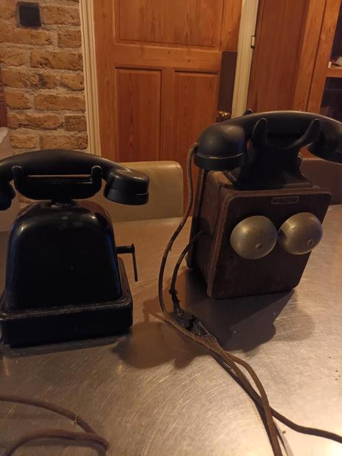 2 vintage telefoons, Telecommunicatie, Vaste telefoons | Niet Draadloos, Zo goed als nieuw, Ophalen