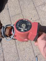 grundfos circulaire pomp, Ophalen, Zo goed als nieuw