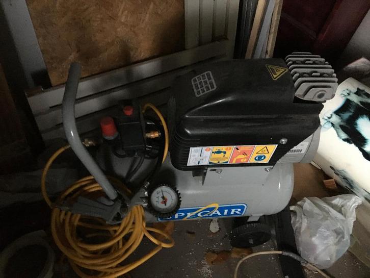 Compressor+ toebehoren, Doe-het-zelf en Bouw, Compressors, Zo goed als nieuw, Ophalen