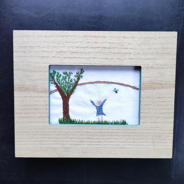 Kader met borduurwerkje, Hobby en Vrije tijd, Kantklossen, Zo goed als nieuw, Ophalen of Verzenden