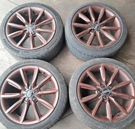 Originele Audi 18 inch velgen met banden, Auto-onderdelen, Besturing, Audi, Ophalen