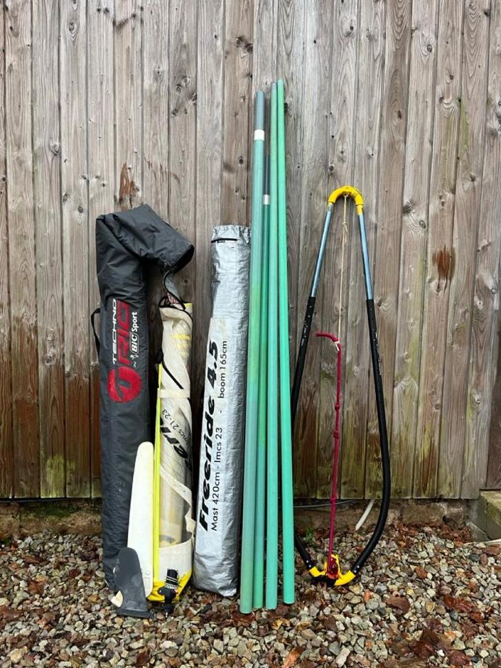Planche à voile - Complète - 3 voiles, Watersport en Boten, Windsurfen, Gebruikt, Complete set, 300 cm of meer, Met vin(nen), Met draagtas