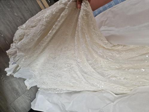 Prachtige ivoren trouwjurk, Kleding | Dames, Trouwkleding en Trouwaccessoires, Zo goed als nieuw, Trouwjurk, Wit, Ophalen