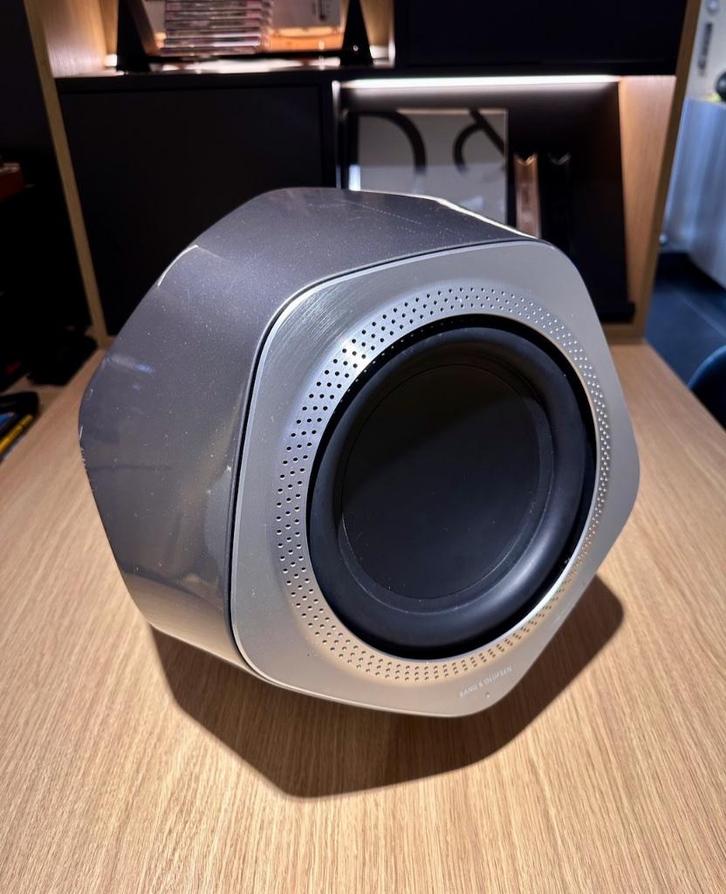Bang & Olufsen Beolab 19 subwoofer Silver - B&O, Audio, Tv en Foto, Luidsprekerboxen, Gebruikt, Subwoofer, 120 watt of meer, Overige merken