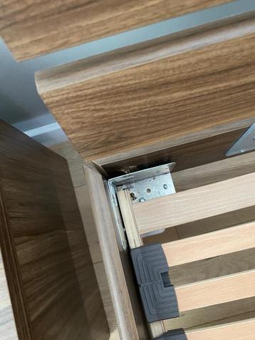 Bed 180*200 met boxspring beschikbaar voor biedingen