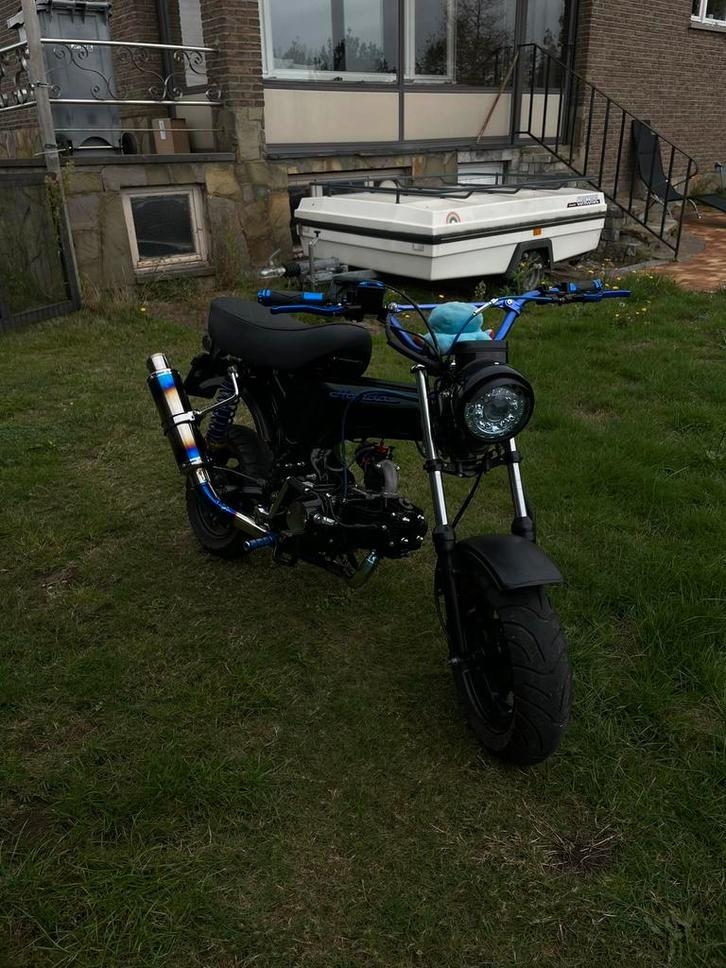 Dax 110 cc a klasse, Fietsen en Brommers, Brommers | Crossbrommers, Zo goed als nieuw, Ophalen