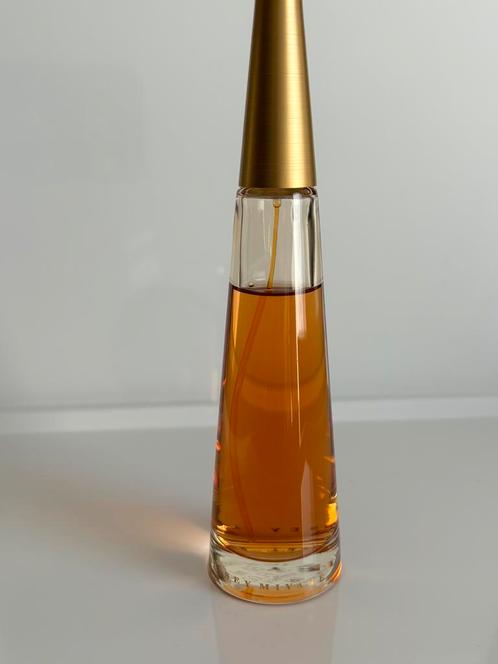 Issey Mihake L'Eau D'Issey Absolute edp 50 ml, rare !, Bijoux, Sacs & Beauté, Beauté | Parfums, Comme neuf, Enlèvement ou Envoi