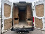 Iveco Daily 35C17 L3H2 - Automaat - 170 PK - Trekhaak 3,5t, Autos, Camionnettes & Utilitaires, 0 kg, 0 min, Tissu, 0 kg