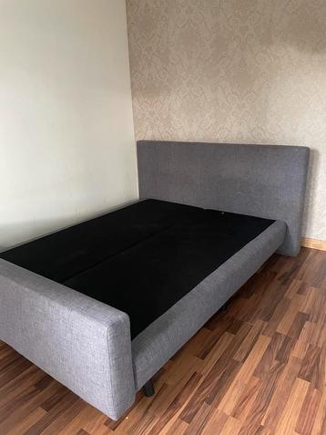 1.60m boxspring goede staat, Enlèvement, Comme neuf