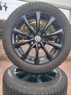 Winterbanden 205/55/R16 Pirelli voor Volkswagen 5X112, Auto-onderdelen, Banden en Velgen, Ophalen, Gebruikt, 16 inch, Band(en)