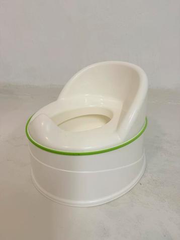 Potje en toilet verkleiner beschikbaar voor biedingen