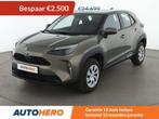 Toyota Yaris Cross 1.5 Hybrid Dynamic (bj 2023, automaat), Auto's, Stof, Euro 6, 116 pk, Beige