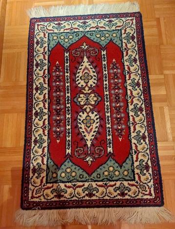 handgeknoopt Smyrna tapijtje zuiver wol 160 x 88 cm