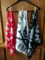 3 bandana's met doodshoofd, Jongen of Meisje, Ophalen of Verzenden, Zo goed als nieuw