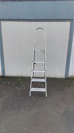 Trapladder., Ophalen