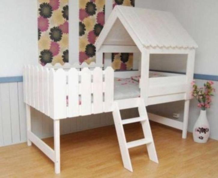 boomhut bed hoogslaper, Huis en Inrichting, Slaapkamer | Bedden, Zo goed als nieuw, Eenpersoons, 90 cm, 200 cm, Hout, Crème, Ophalen