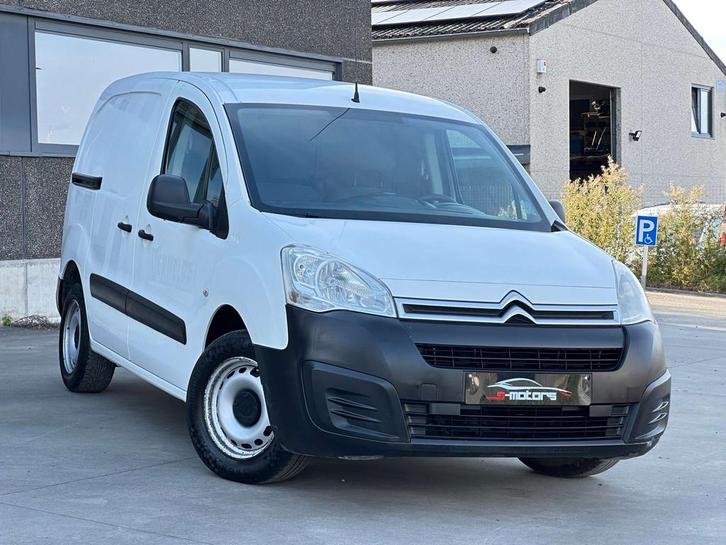 Citroën Berlingo • UTILITAIRE • AIRCO • 3 PLACES, Auto's, Bestelwagens en Lichte vracht, Bedrijf, Te koop, ABS, Airbags, Airconditioning