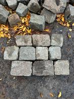 Kasseien porfier, Ophalen, Zo goed als nieuw