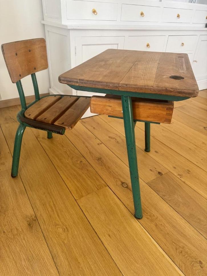 Vintage schoolbank, Huis en Inrichting, Bureaus, Gebruikt, Bureau, Ophalen