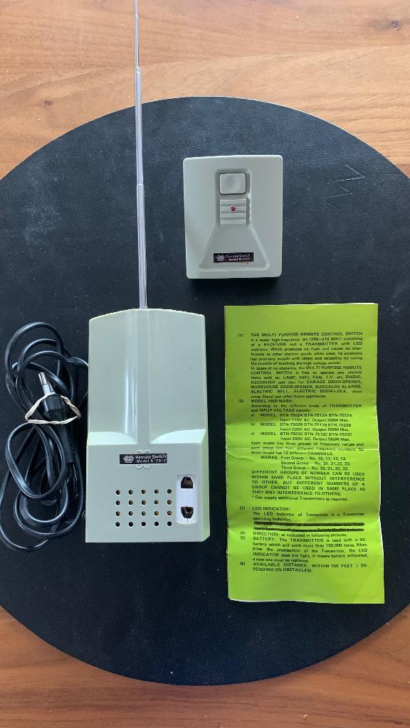 Comme neuf Interrupteur à distance, modèle N-7512/Distance, TV, Hi-fi & Vidéo, Télécommandes, Comme neuf, Universel, Enlèvement ou Envoi