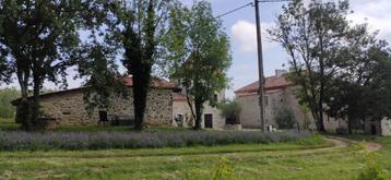 Très bel ensemble de bâtiments en pierre du Quercy  Lot, Village, Maison d'habitation, Cahors, France