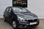BMW 2 Serie 216 d* Navi* 2-Zone Airco* PDC achteraan* Cruise, Voorwielaandrijving, Stof, 2 Reeks, 116 pk