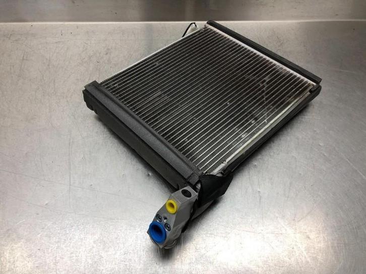 AIRCOVERDAMPER Toyota RAV4 (A4) (01-2012/09-2019), Auto-onderdelen, Airco en Verwarming, Toyota, Gebruikt