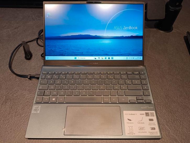 PC Portable ASUS ZenBook UX325JA, Informatique & Logiciels, Ordinateurs portables Windows, Utilisé, 13 pouces, SSD, Moins de 2 Ghz