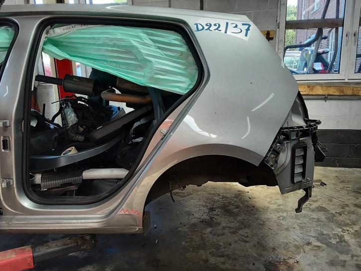 SPATBORD LINKS ACHTER Volkswagen Golf VII (AUA), Auto-onderdelen, Carrosserie, Spatbord, Volkswagen, Achter, Links, Gebruikt