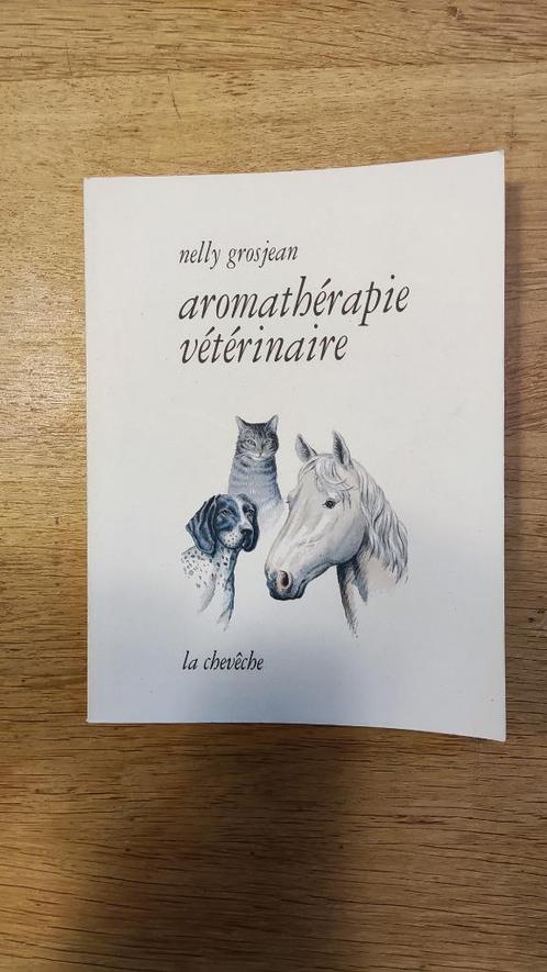 Aromathérapie vétérinaire, Boeken, Gezondheid, Dieet en Voeding, Gelezen, Kruiden en Alternatief, Ophalen of Verzenden