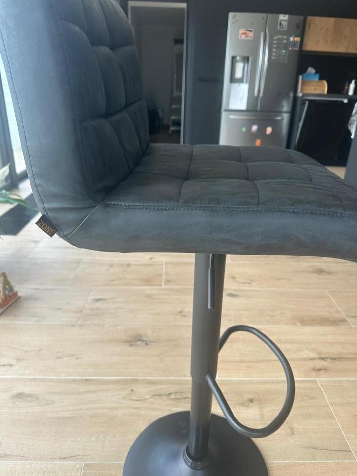 Tabouret, Huis en Inrichting, Krukjes, Zo goed als nieuw, Overige materialen, In hoogte verstelbaar, Ophalen