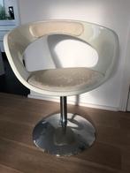 GRATIS witte draaistoel, Huis en Inrichting, Stoelen, Ophalen, Gebruikt, Wit, Eén