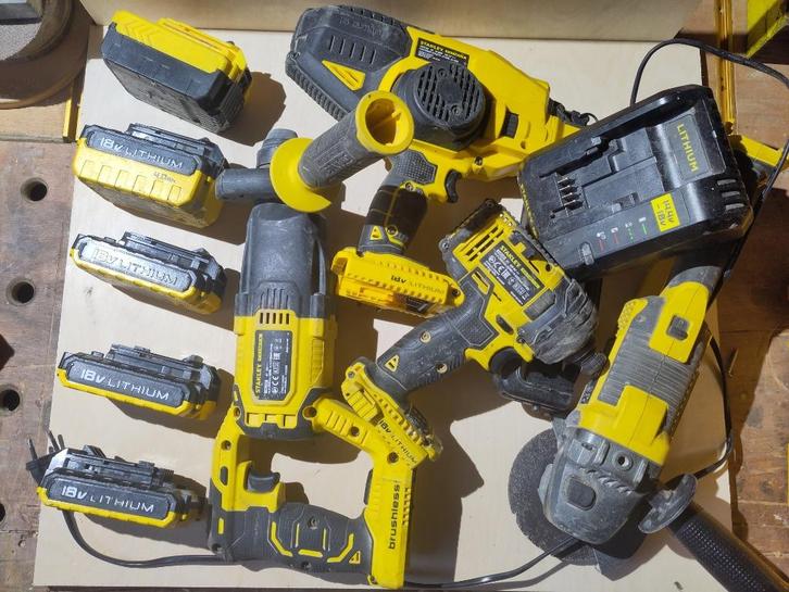 Gereedschapsset verbouwingen, Doe-het-zelf en Bouw, Gereedschap | Overige machines, Gebruikt, Ophalen of Verzenden